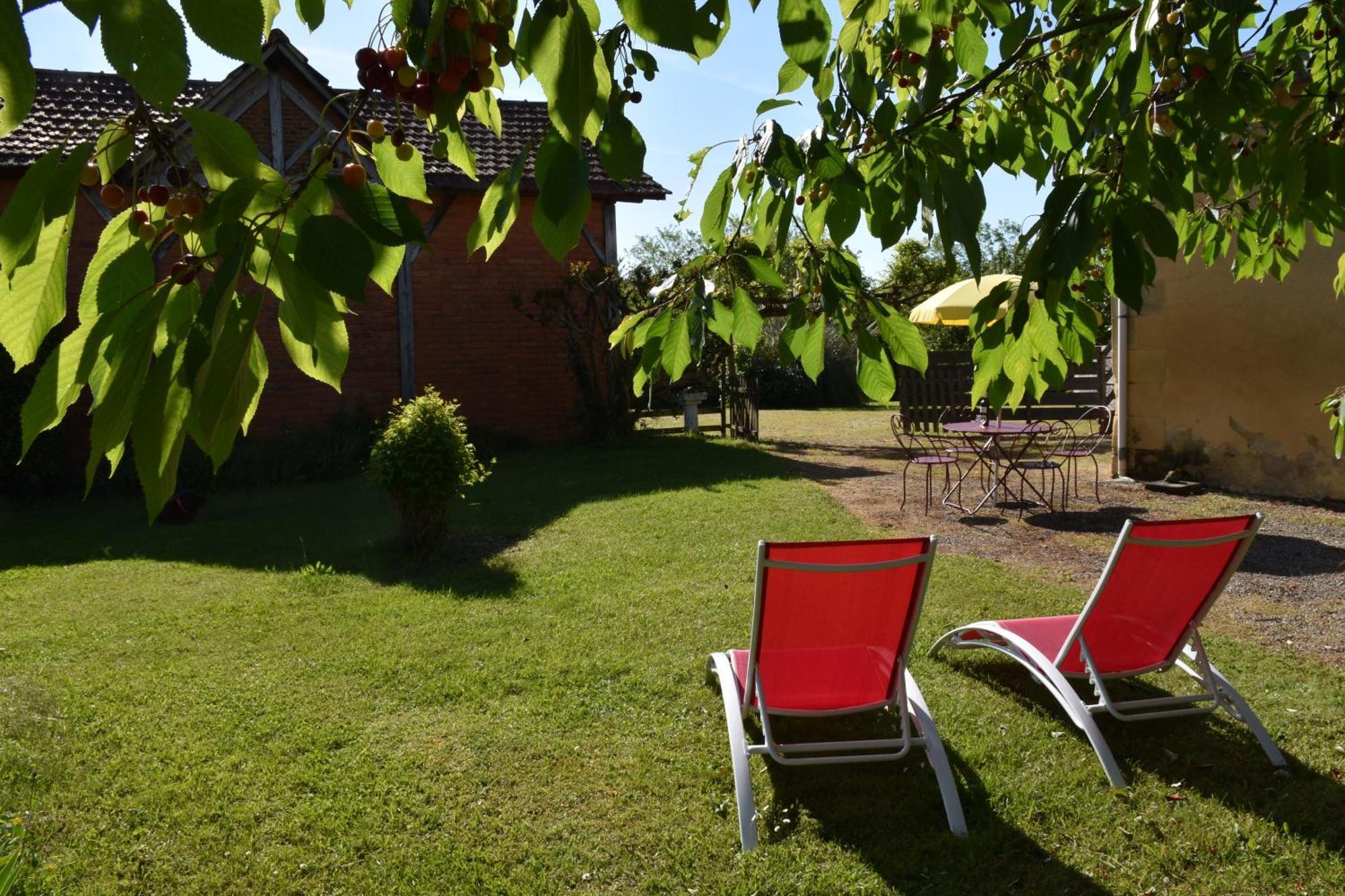 Du Vert & Du Bon Air - Linge Maison Inclus - Parking Prive Gratuit - Centre Ville Bergerac 10Mn - Domaine Bellevue Cottage En Perigord Lembras Екстер'єр фото